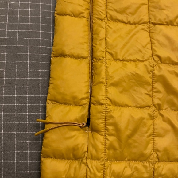 The North Face Thermoball Vest in Yellow Size M Men’s - Picture 5 of 10